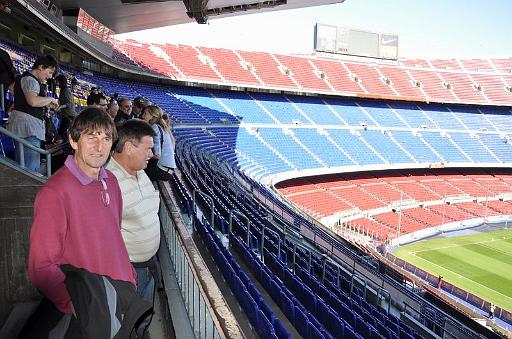 339barca101022_26.jpg