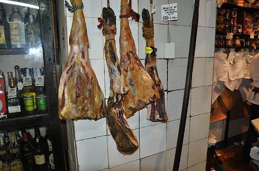 397barca101022_26.jpg